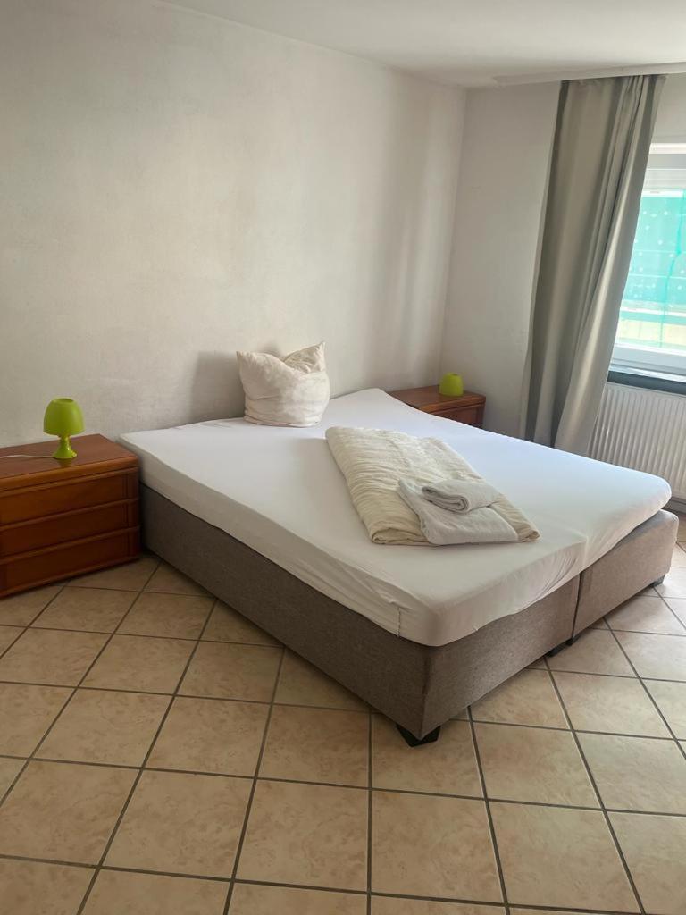 Apartment In Kaiserslautern Ngoại thất bức ảnh